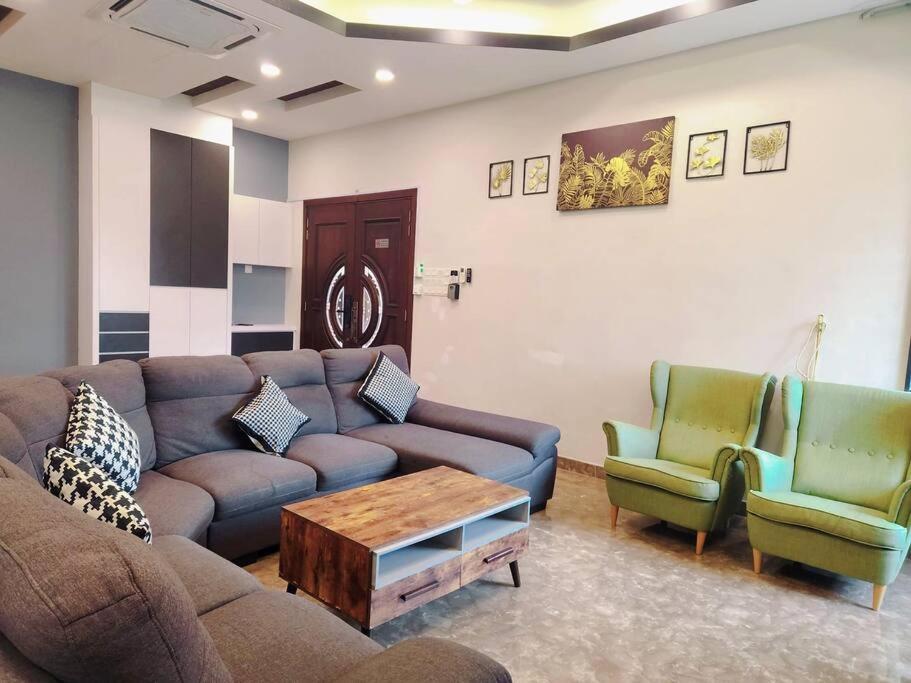 Rumah percutian 10min To Town 4br20pax Mahjong Game Karaok Ipoh